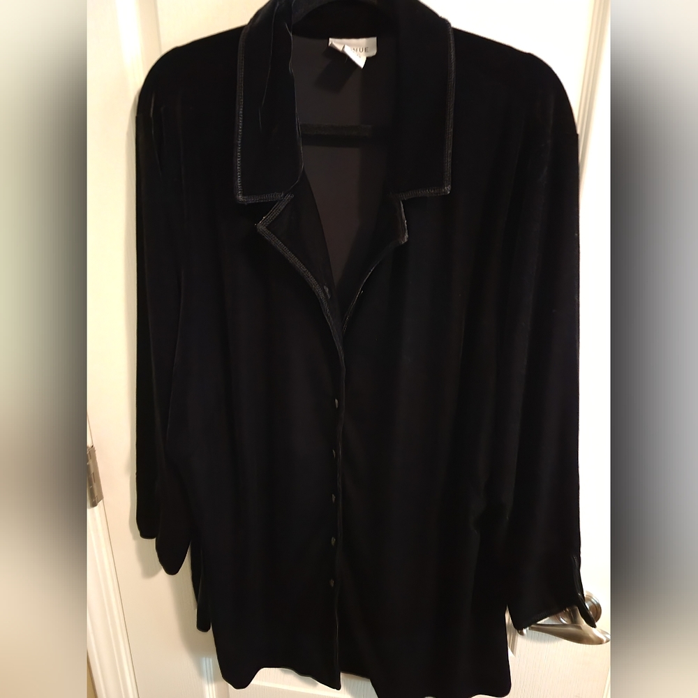 Avenue velvet button up 26/28 shirt
